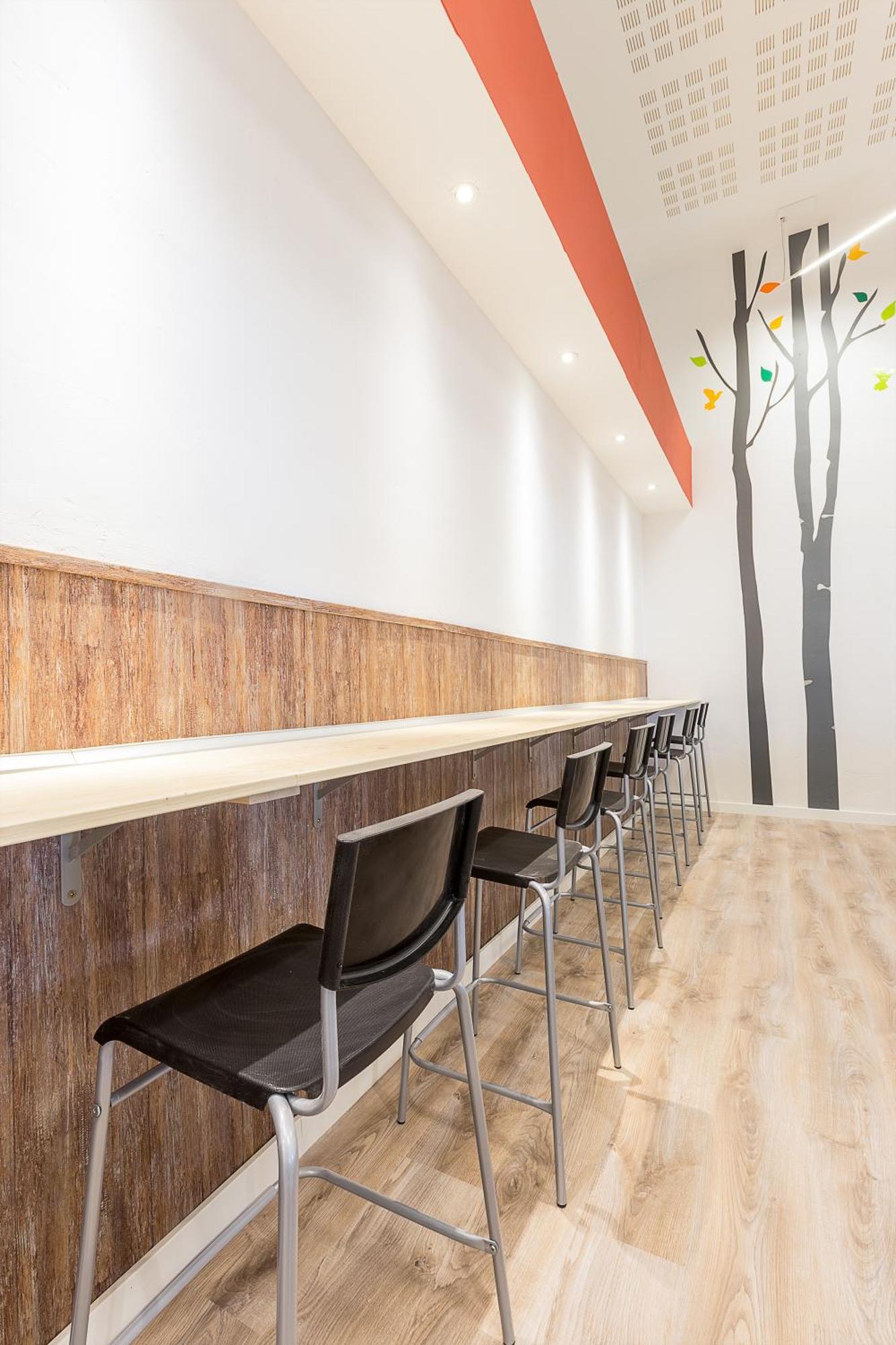 Ant Hostel Барселона Екстериор снимка